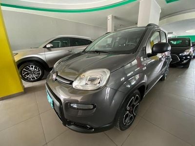 Usata Fiat Panda 70 CV (51 kW) 2022 Grigio Utilitaria