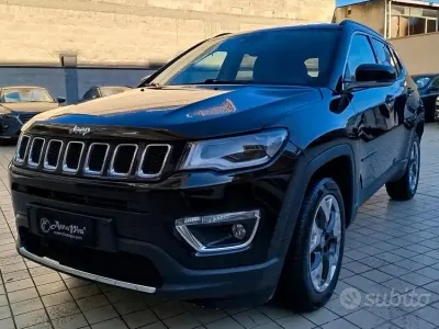 Usata Jeep Compass Limited 140 CV (102 kW) 2018 Beige SUV