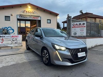 Käytetty Peugeot 208 Allure 102 HP (75 kW) 2023 Hopea Viistoperä