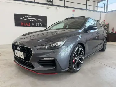 Usata Hyundai i30 N Performance 275 CV (202 kW) 2019 Grigio scuro Berlina