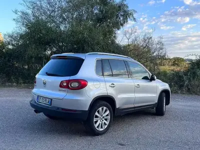Usata VW Tiguan 140 CV (102 kW) 2009 Grigio SUV