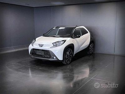 Usata Toyota Aygo X 72 CV (52 kW) 2025 Bianco SUV