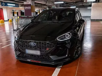 Usata Ford Fiesta ST 200 CV (147 kW) 2022 Nero Utilitaria