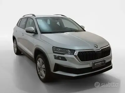 Usata Skoda Karoq Executive 150 CV (110 kW) 2025 Grigio SUV