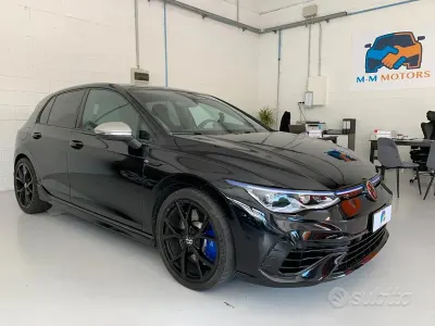 Usata VW Golf VIII R 320 CV (235 kW) 2021 Nero Berlina