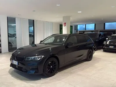 Usata BMW 318 150 CV (110 kW) 2022 Nero Station wagon