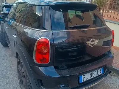 Begagnad Mini Countryman 143 HK (105 kW) 2013 Svart SUV