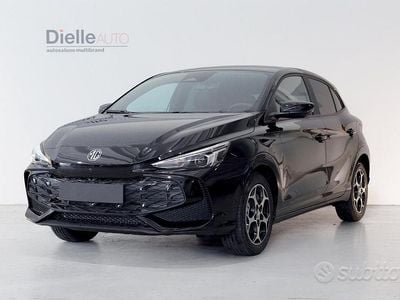 Nuova MG MG3 Luxury 195 CV (143 kW) 2025 Nero Utilitaria