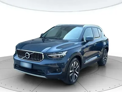 Usata Volvo XC40 Inscription 180 CV (132 kW) 2021 Grigio metall. SUV