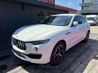 Begagnad Maserati Levante GT 330 HK (242 kW) 2022 Vit SUV