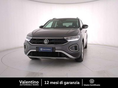 Usata VW T-Roc Life 110 CV (80 kW) 2022 Grigio SUV
