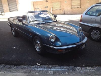Usata Alfa Romeo Spider 101 CV (74 kW) 1987 Verde Cabrio