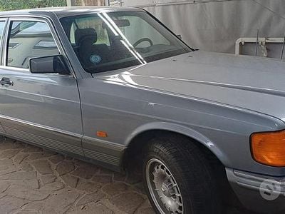 Usata Mercedes 500 SE 231 CV (169 kW) 1982 Grigio Berlina