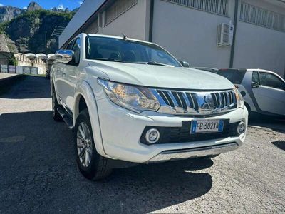 usata Mitsubishi L200 L200d.cab 2.4dIntense4wd 181cvN1 auto iva inclusa