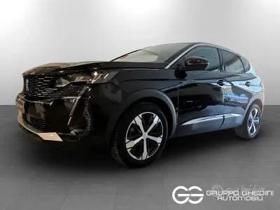 Usata Peugeot 3008 Allure 131 CV (96 kW) 2023 Nero SUV