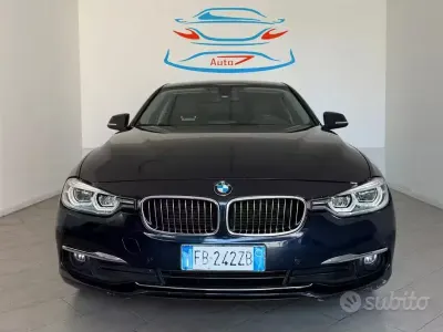 Usata BMW 320 Luxury Line 190 CV (139 kW) 2015 Bluazzurro Station wagon