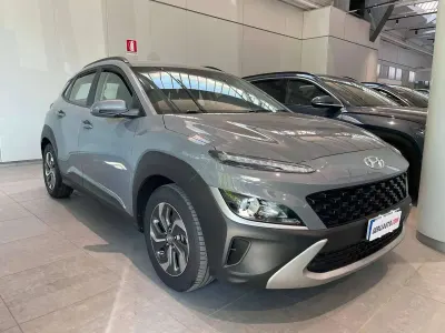 Usata Hyundai Kona 105 CV (77 kW) 2022 Galaxy grey SUV