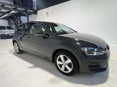 Używany VW Golf VII Comfortline 105 KM (77 kW) 2014 Szary Sedan/Limuzyna