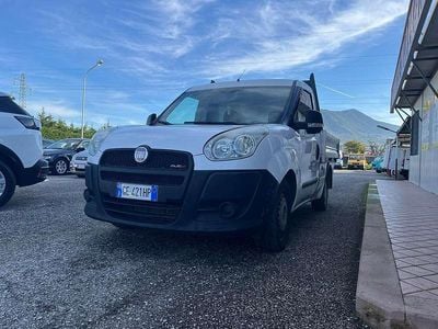 Usata Fiat Doblò 90 CV (66 kW) 2012 Bianco Monovolume