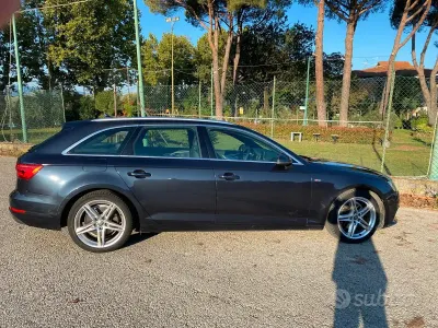 Usata Audi A4 S-Line 150 CV (110 kW) 2016 Blu/azzurro Station wagon