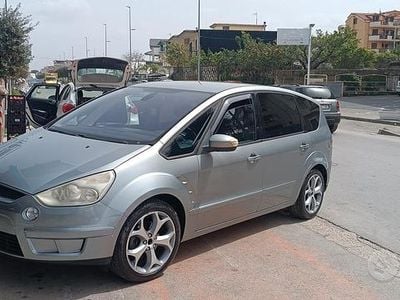 Usata Ford S-MAX 140 CV (102 kW) 2009 Grigio Monovolume