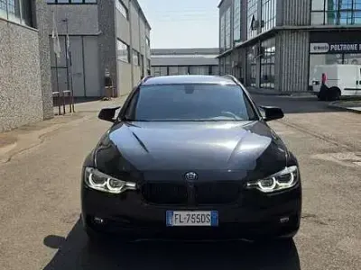 Usata BMW 318 Advantage 150 CV (110 kW) 2017 Nero Station wagon