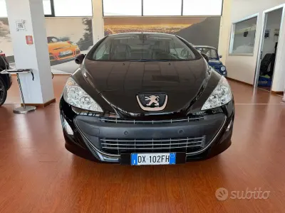 Gebraucht Peugeot 308 CC 140 PS (102 kW) 2009 Schwarz Cabrio
