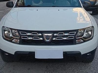 Usata Dacia Duster 77 CV (56 kW) 2014 Bianco SUV