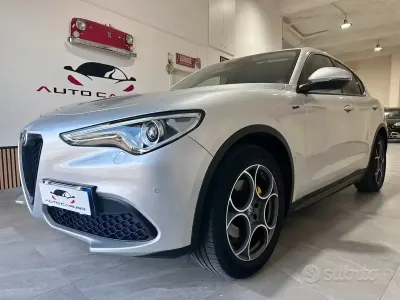 Usata Alfa Romeo Stelvio Sprint 190 CV (139 kW) 2022 Grigio SUV
