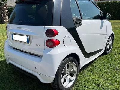 Begagnad Smart ForTwo Coupé Pulse 71 HK (52 kW) 2014 Vit Sportkupé