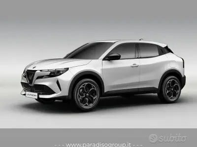 Nuova Alfa Romeo Junior 145 CV (106 kW) 2026 Bianco SUV