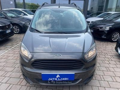 Usata Ford Tourneo Courier Titanium 75 CV (55 kW) 2018 Nero Monovolume