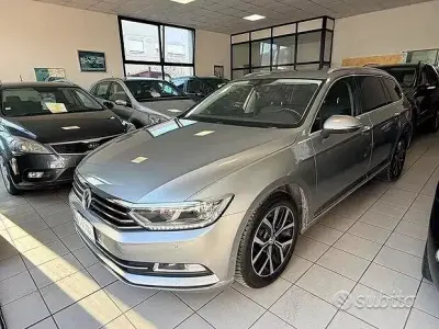 Usata VW Passat Executive 150 CV (110 kW) 2017 Grigio Station wagon