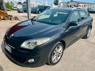 Käytetty Renault Mégane GrandTour 110 HP (80 kW) 2012 Harmaa Farmari