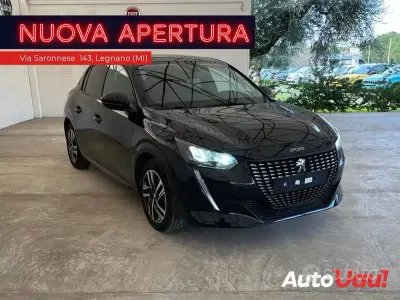 Usata Peugeot 208 Allure 101 CV (74 kW) 2023 Nero Utilitaria