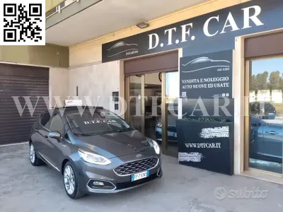 Usata Ford Fiesta Vignale 85 CV (62 kW) 2018 Grigio Utilitaria