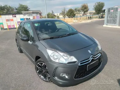 Usata DS Automobiles DS3 Sport Chic 68 CV (50 kW) 2014 Grigio Coupé