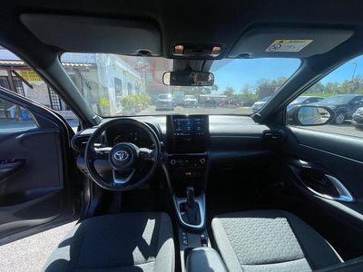 Usata Toyota Yaris Cross Trend 92 CV (67 kW) 2023 Grigio SUV