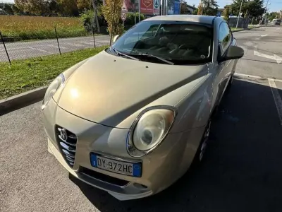 Usata Alfa Romeo MiTo Distinctive 120 CV (88 kW) 2009 Bronzo Utilitaria
