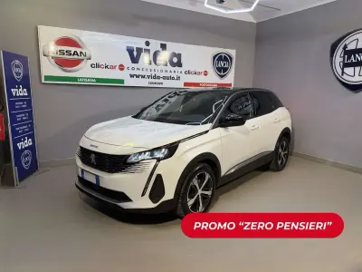 Usata Peugeot 3008 Allure 131 CV (96 kW) 2023 Bianco SUV