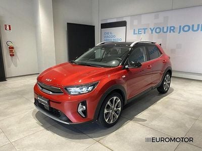 Usata Kia Stonic Style 101 CV (74 kW) 2022 Rosso SUV