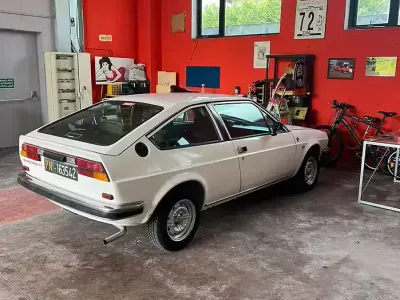 Usata Alfa Romeo Alfasud Sprint Sprint 79 CV (58 kW) 1981 Bianco Coupé