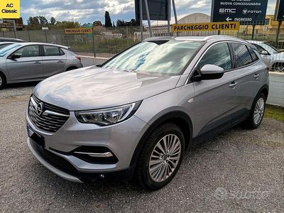 Usata Opel Grandland X Innovation 120 CV (88 kW) 2018 Grigio SUV