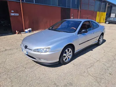 Usata Peugeot 406 Coupe 158 CV (116 kW) 2002 Argento Coupé