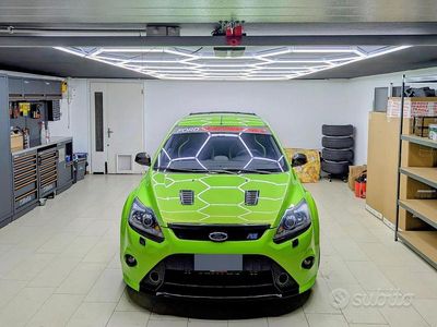 Usata Ford Focus Ultimate 305 CV (224 kW) 2009 Verde Berlina