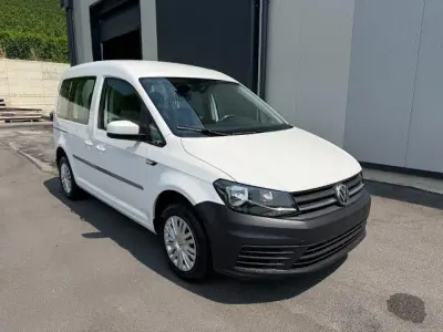 Usata VW Caddy 102 CV (75 kW) 2018 Bianco Monovolume