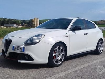 Usata Alfa Romeo Giulietta Quadrifoglio Verde 235 CV (172 kW) 2010 Bianco Berlina