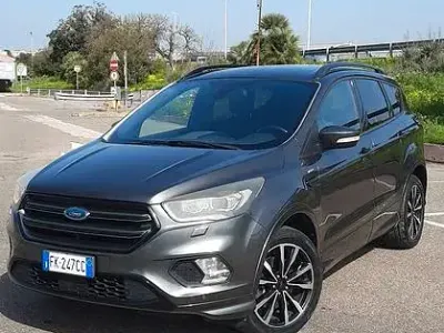 Usata Ford Kuga ST-Line 2017 Grigio SUV