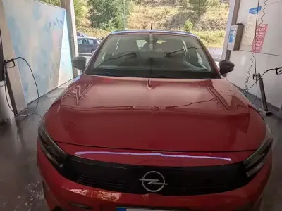 Usata Opel Corsa 75 CV (55 kW) 2024 Rosso Utilitaria