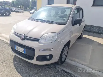 Usata Fiat Panda Easy 69 CV (50 kW) 2015 Beige Utilitaria